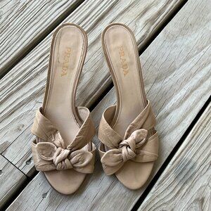Prada leather kitten heel sandals beige 38 7.5 knot bow slides soft comfortable